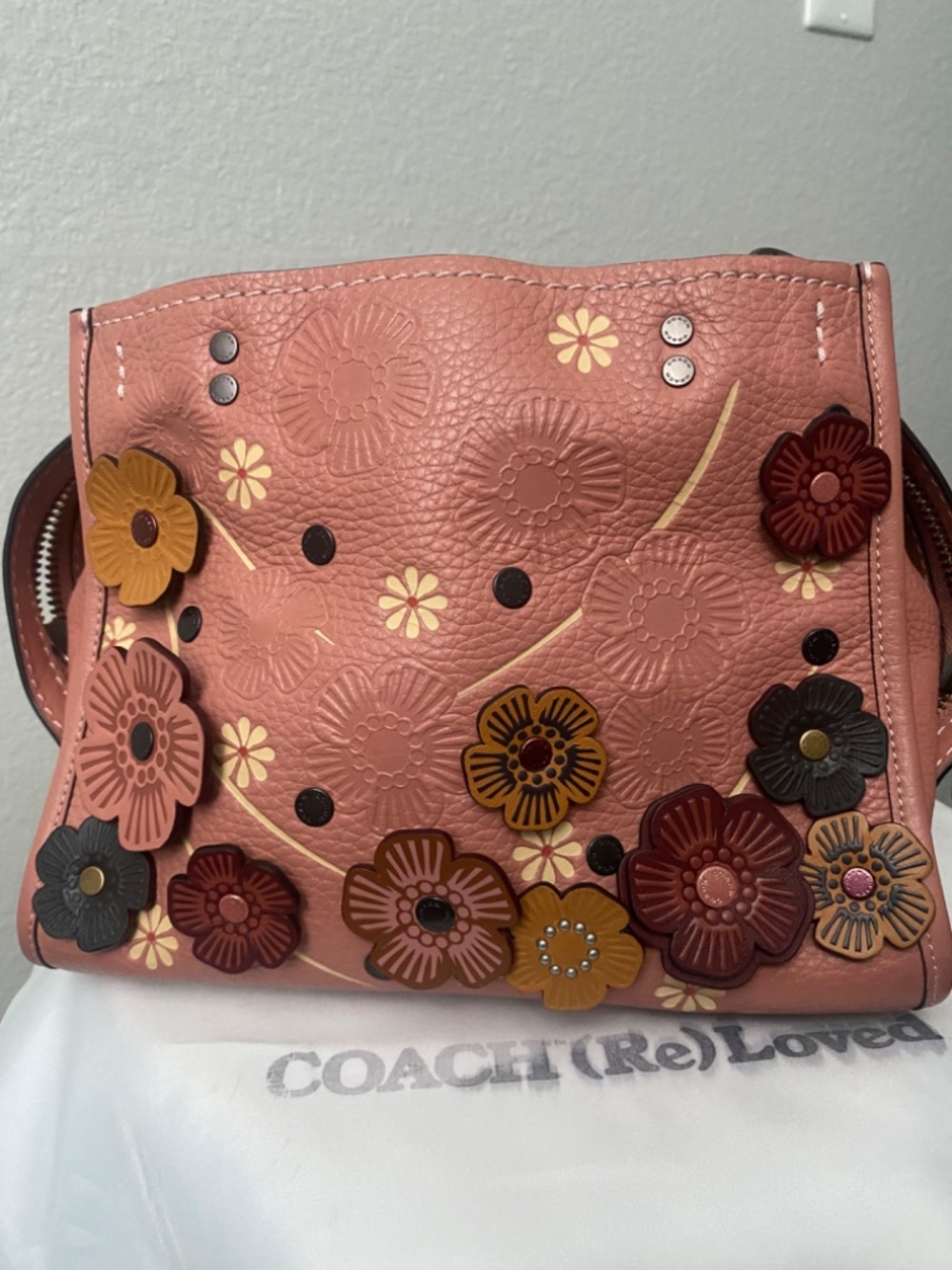 Coach Tea Rose Rogue 25 - Picture 2 of 11